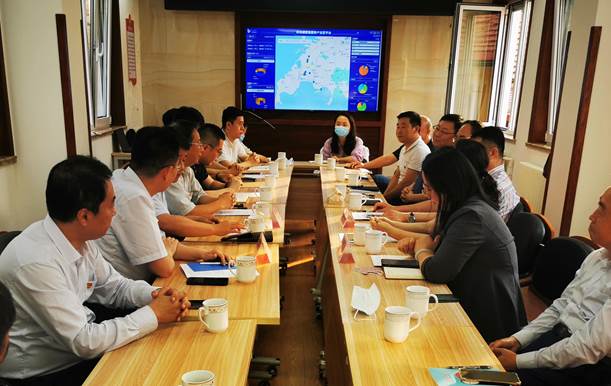 联动融合 激活公房管理和老建筑保护“新活力”—房产经营公司联合市住建局、交通银行开展主题党日活动.png