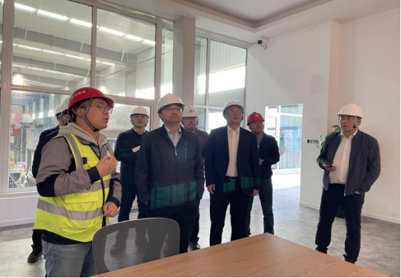 市国资委主任带队调研青岛城铁智能建造科技有限公司及重庆路快速路项目建设情况
